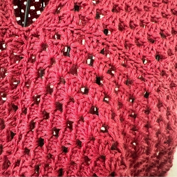 Hand Crocheted Crop Top - Picture 6 of 9